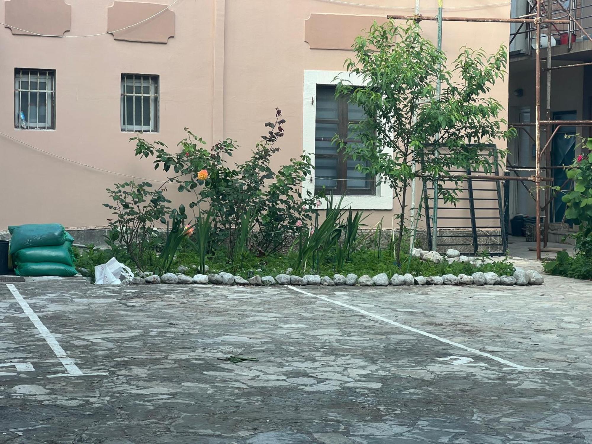 Apartments Nirgilija Tivat Exterior photo